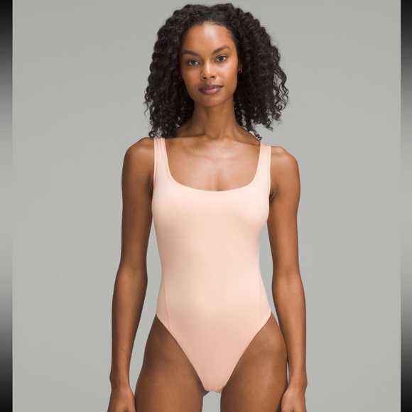 Lululemon Wundermost ultra soft nulu square neck sleeveless bodysuit Peach Med - Picture 1 of 7